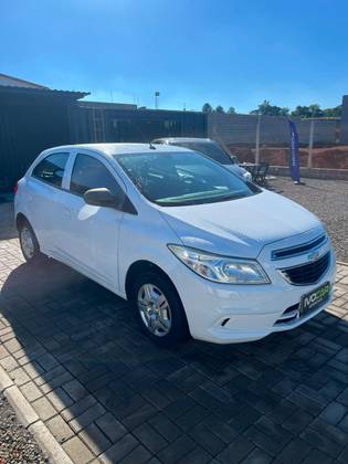 CHEVROLET ONIX 1.0 MPFI LT 8V FLEX 4P MANUAL CHEVROLET ONIX 1.0 MPFI LT 8V FLEX 4P MANUAL